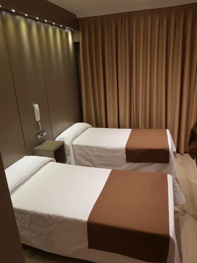 Hostal Colon Getafe Ngoại thất bức ảnh